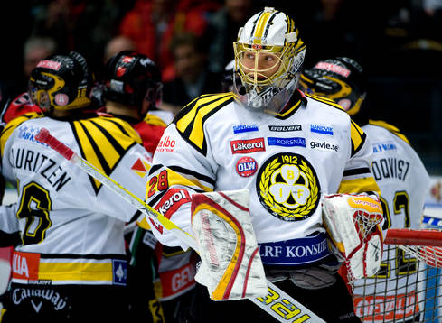 Eddie Läck, Målvakt