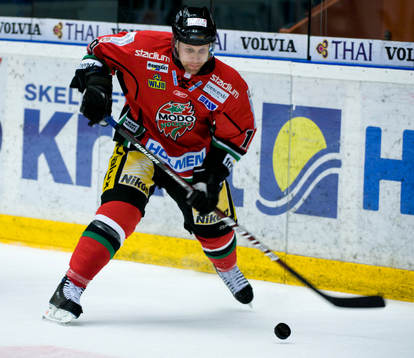 Markus Näslund, Modo