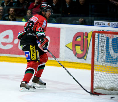 Hannu Pikkarainen, Modo