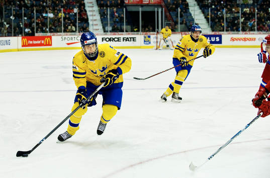 Adam Larsson, Sverige