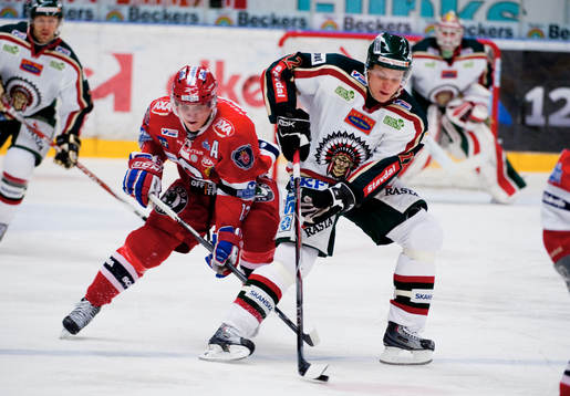 Fredric Andersson, Södertälje, jagar Janne Niskala,
