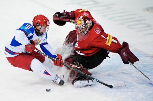 Vladimir Tarasenko, Ryssland, stoppas av Benjamin Conz,