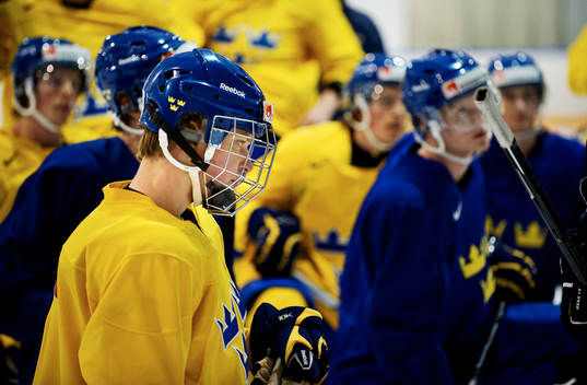 Adam Larsson