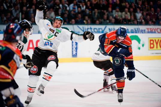 Sanny Lindström, Färjestad, och MIka Hannula, Djurgården