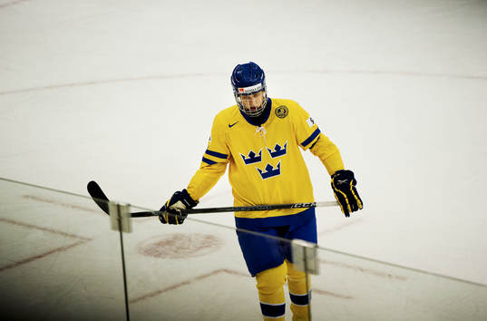 Adam Larsson, Sverige, depp