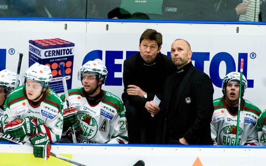 Gunnar Persson och Tommy Sjödin, tränare, Rögle