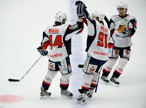 Bläddra bland fler bilder av  Ishockey, Allsvenskan, Malmö - Växjö