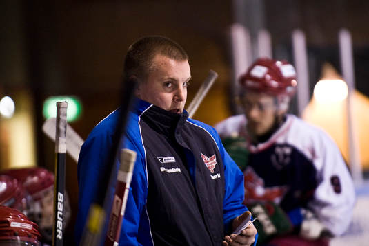 Hässleholm - Jonstorp: Niklas Lundholm, tränare,