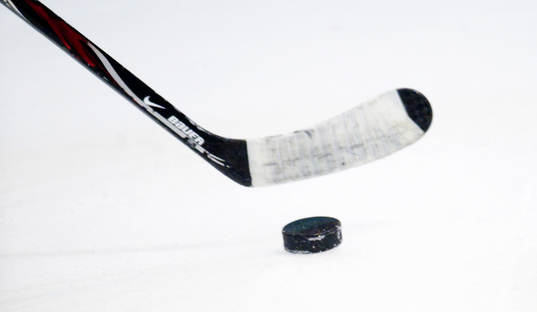 Puck, klubba, genre