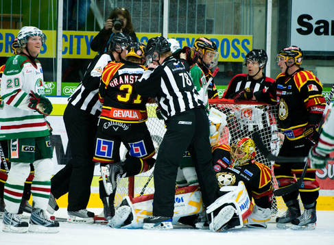 Bråk, slagsmål kring Jacob Markström, målvakt, Brynäs