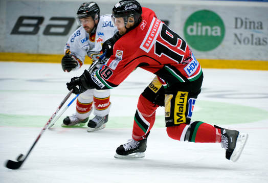 Markus Näslund, Modo
