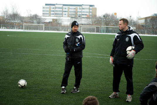 Henrik Larsson, tränare och Mats Svensson,