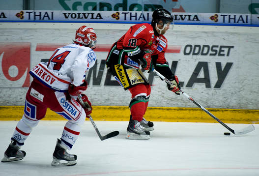 Per Hållberg, Modo