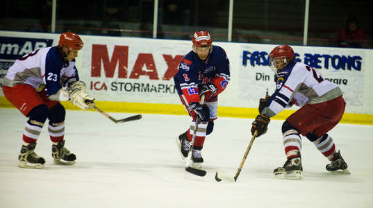 Oskar Hjärtqvist, Bergulli Vologjaniu, Hässleholm och