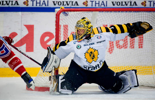 Andreas Hadelöv, Målvakt Skellefteå räddar (Räddning)