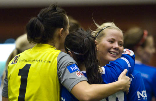 Tilda Heimersson, Linköping, firande, kram, glädje