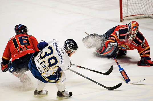Gustaf Wesslau, målvakt, Djurgården, och Jukka