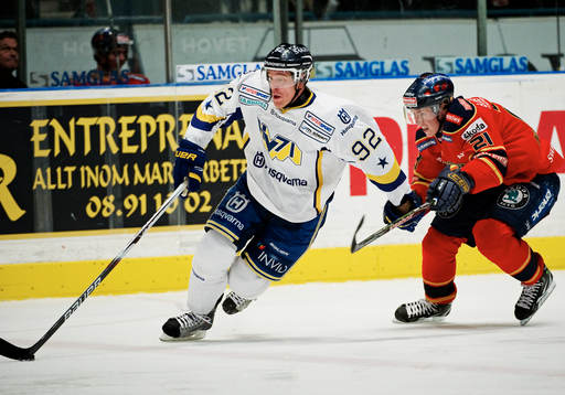 Teemu Laine, HV71, och Andreas Engqvist, Djurgården