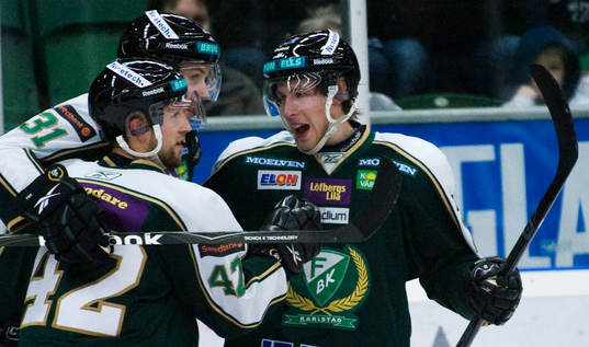 Per Åslund, Dick Axelsson och Arto Laatikainen, glädje,