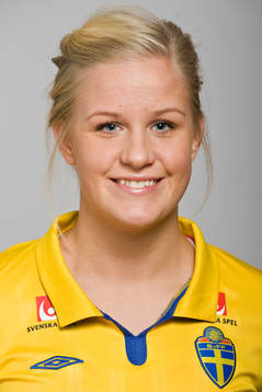 Emelie Erlandsson, Sverige
