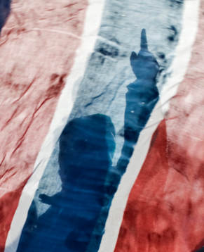 Skugga, flagga, genre