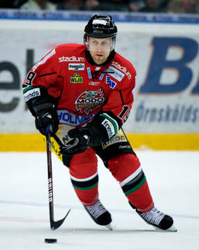 Markus Näslund, Modo