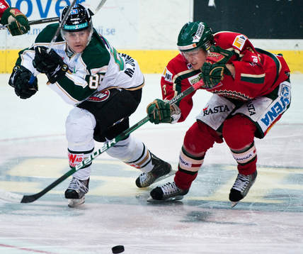 Mikael Johansson, Färjestad och Philip Larsen, Frölunda