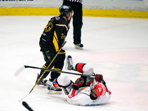 Bläddra bland fler bilder av Ishockey, Allsvenskan, AIK - Almtuna
