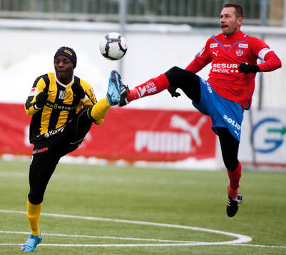 John Chibuike, Häcken. Erik Wahlstedt, Helsingborg