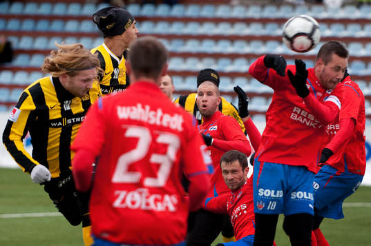 Emil Wahlström, Häcken, gör 2-1.  Marcus Lantz, Mattias