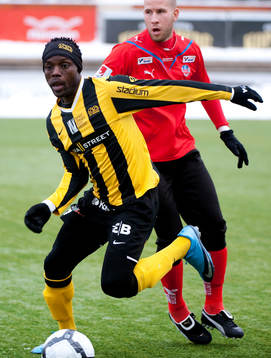 John Chibuike, Häcken. Mattias Lindström, Helsingborg