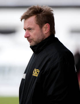 Fotboll, Peter Gerhardsson, tränare Häcken