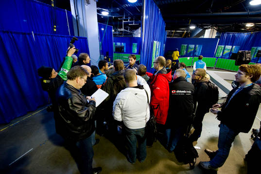 Sverige tränar i Canada Hockey Place