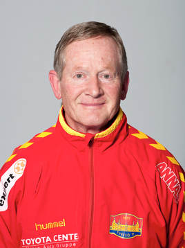 Gösta Isaksson, Matrialförvaltare