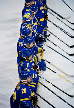 Bläddra bland fler bilder av OS 2010, Ishockey, dam, Kanada - Sverige