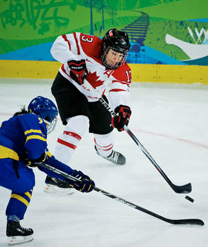 Caroline Ouellette, Kanada