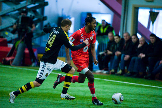 Kenny Pavey, AIK och Yannick Bapupa, Kalmar