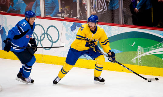 Janne Niskala, Finland, Henrik Sedin, Sverige