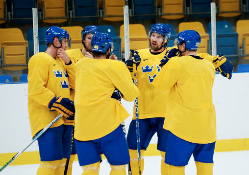 Peter Forsberg ger instruktioner
