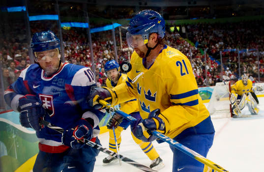 Peter Forsberg, Sverige och Jozef Stumpel, Slovakien