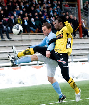 Daniel Andersson, Malmö och Amadou Jawo, Elfsborg, närkamp
