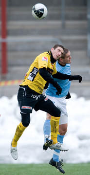 Jasmin Sudic, Malmö och James Keene, Elfsborg, nickduell