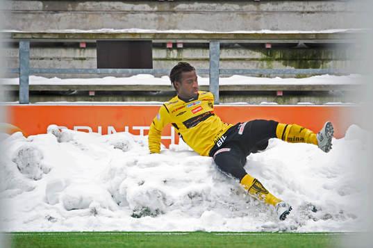 Fast i snödrivan, Amadou Jawo, Elfsborg