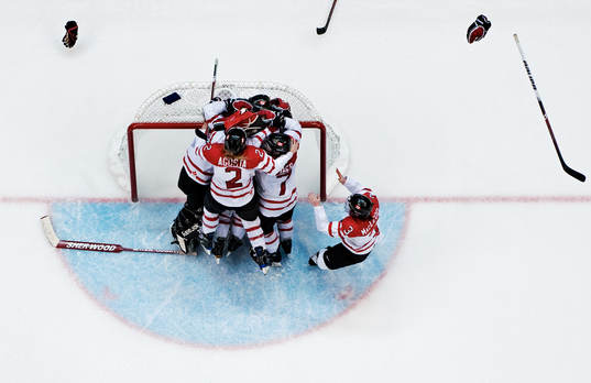 Shannon Szabados, målvakt Kanada  (Jubel)