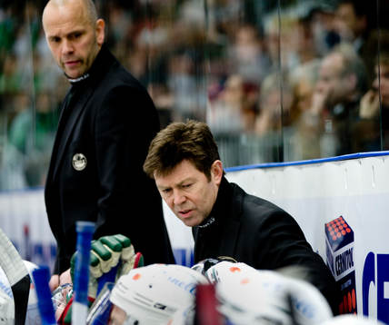 Tommy Sjödin och Gunnar Persson, tränare, Rögle