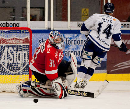 Pontus Hansson, målvakt Borås. Jesper Ollas, Leksand