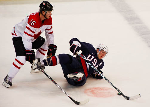 Jonathan Toews, Kanada och Ryan Suter, USA