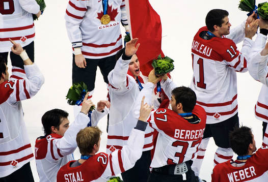 Sidney Crosby, Kanada, i mitten, jublar