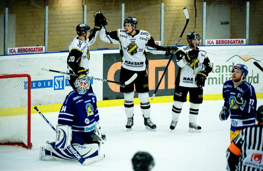 Bläddra bland fler bilder av Ishockey, Allsvenskan, Sundsvall - AIK