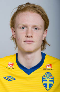 Niklas Maripuu, Sverige